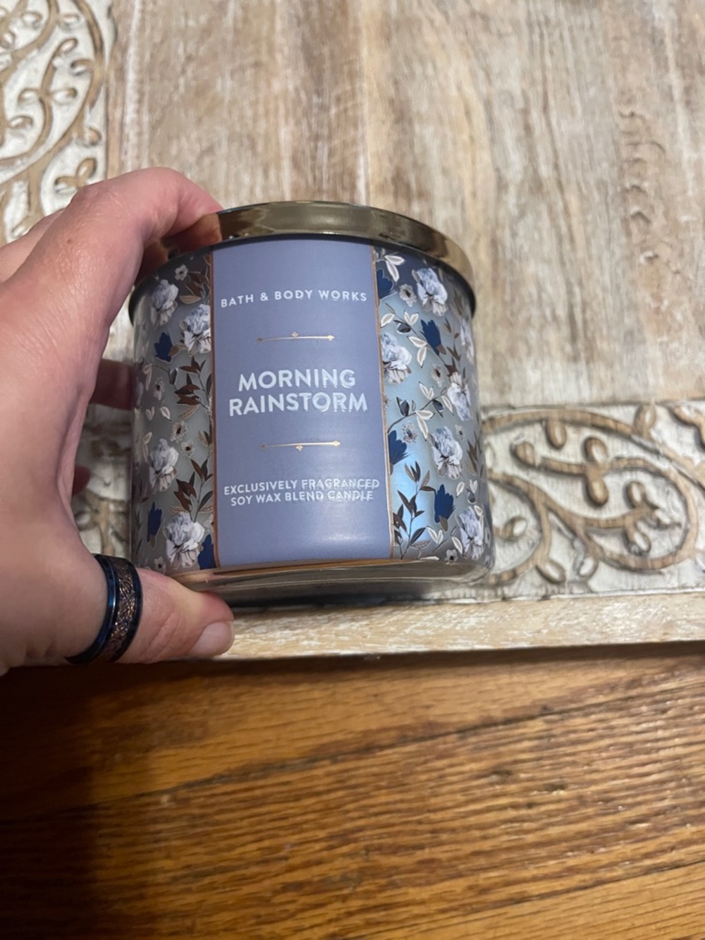 Bath & Body Works Morning Rainstorm Fragrant Candle - Blue Floral Pattern